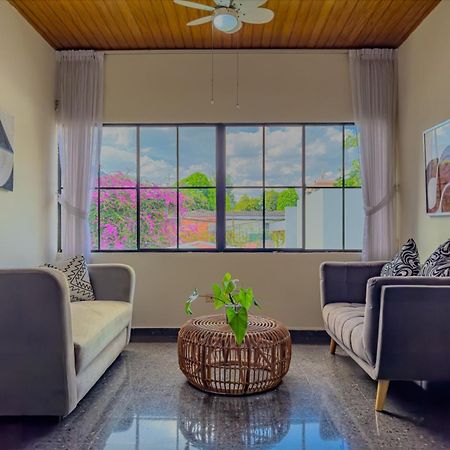 Cardedeu Suites 圣萨尔瓦多 外观 照片