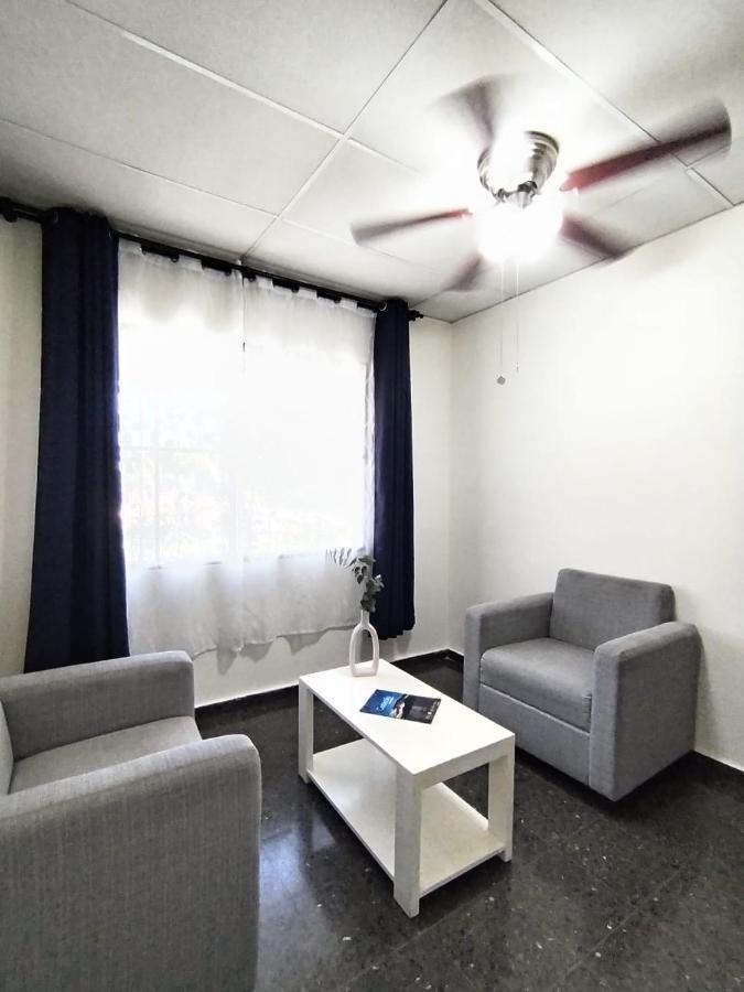 Cardedeu Suites 圣萨尔瓦多 外观 照片