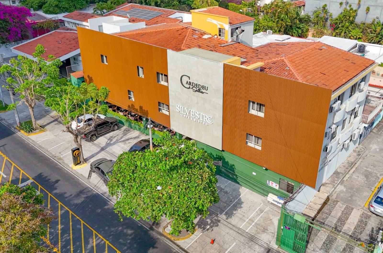 Cardedeu Suites 圣萨尔瓦多 外观 照片